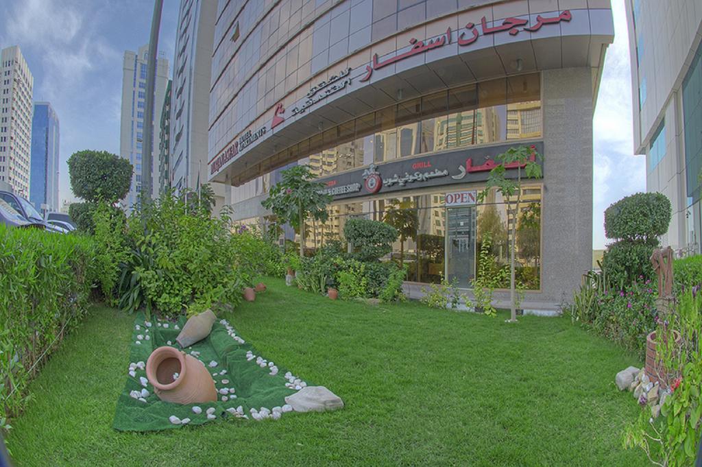 אבו דאבי Murjan Asfar Hotel Apartments מראה חיצוני תמונה
